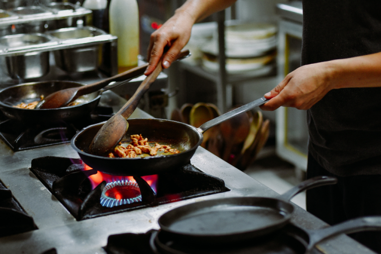 Memaksimalkan Rasa dengan Teknik Slow Cooking