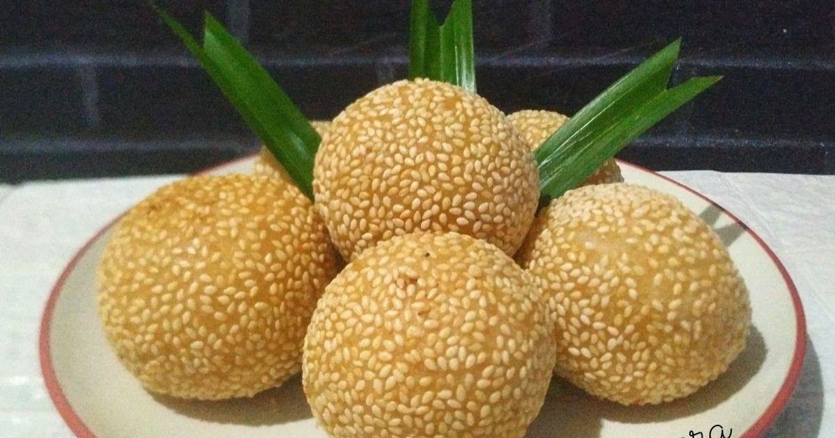 id Onde-onde digoreng dengan minyak goreng kelapa Sahabat